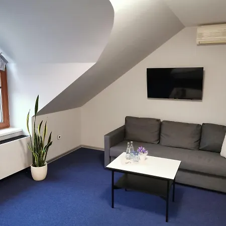 U Racka 3* Ostrožská Nová Ves