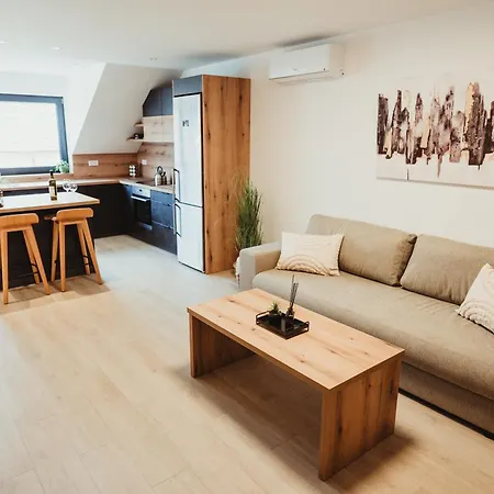 U Racka Ostrožská Nová Ves