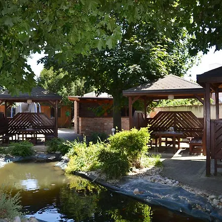 Hotel U Racka 3*