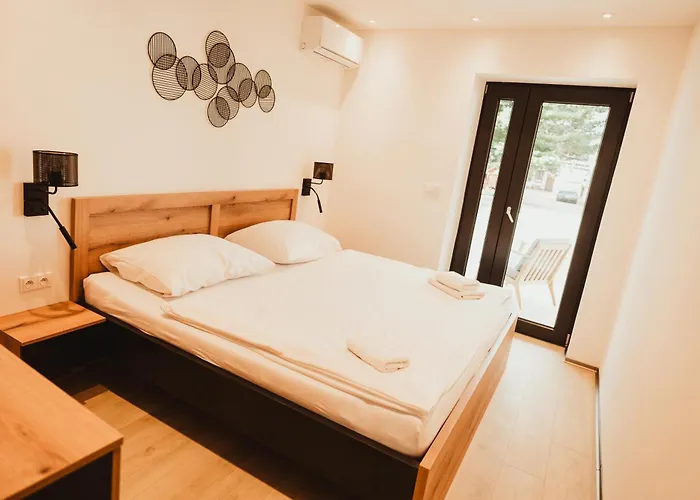 U Racka Hotel Ostrožská Nová Ves
