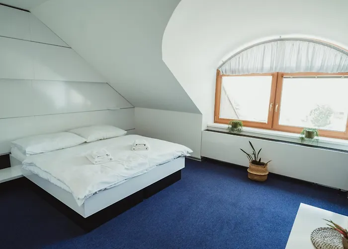 U Racka 3* Ostrožská Nová Ves