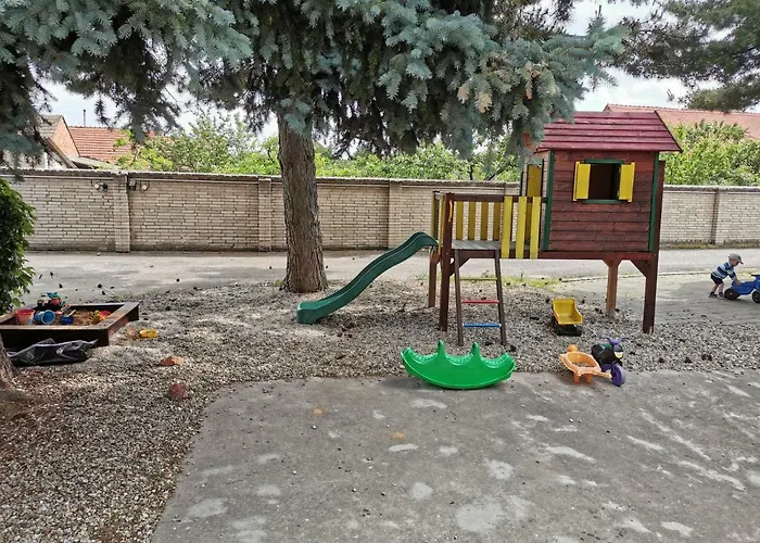 U Racka 3* Ostrožská Nová Ves